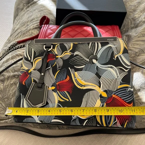 Rare Fendi runway 2jour Bag - Picture 4 of 13